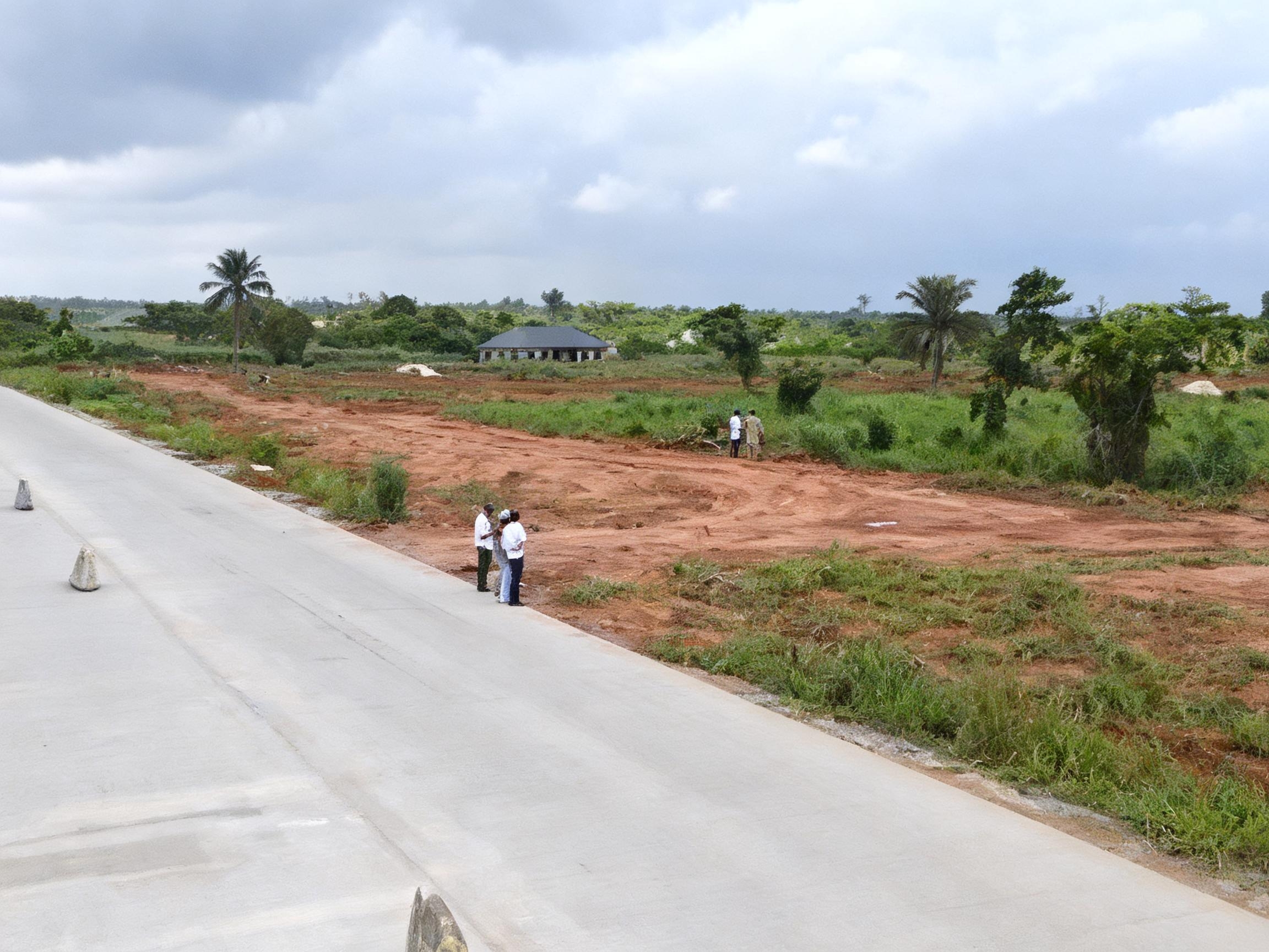 Residential & Commercial Land facing the 100KM Dangote Road in Papalanto Interchange, Mowe, Ogun State